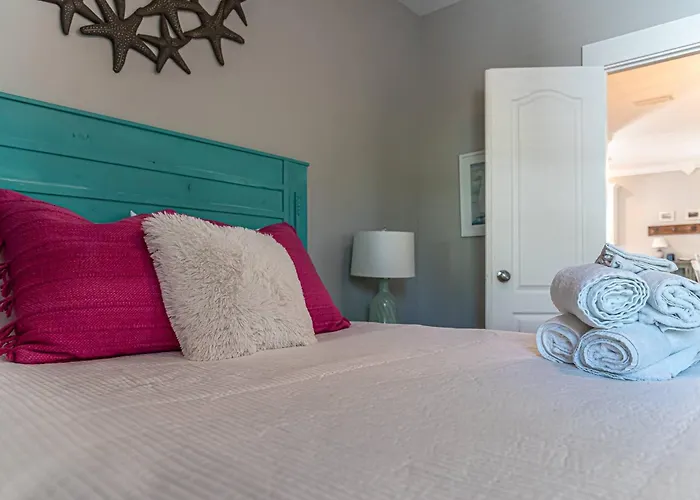 6020 Family Friendly 2 Pools-beach Holiday home *